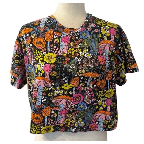 Nooworks Tops - Nooworks Magical Mushroom Print Crop Tee Made in California Psychedelic Floral L
